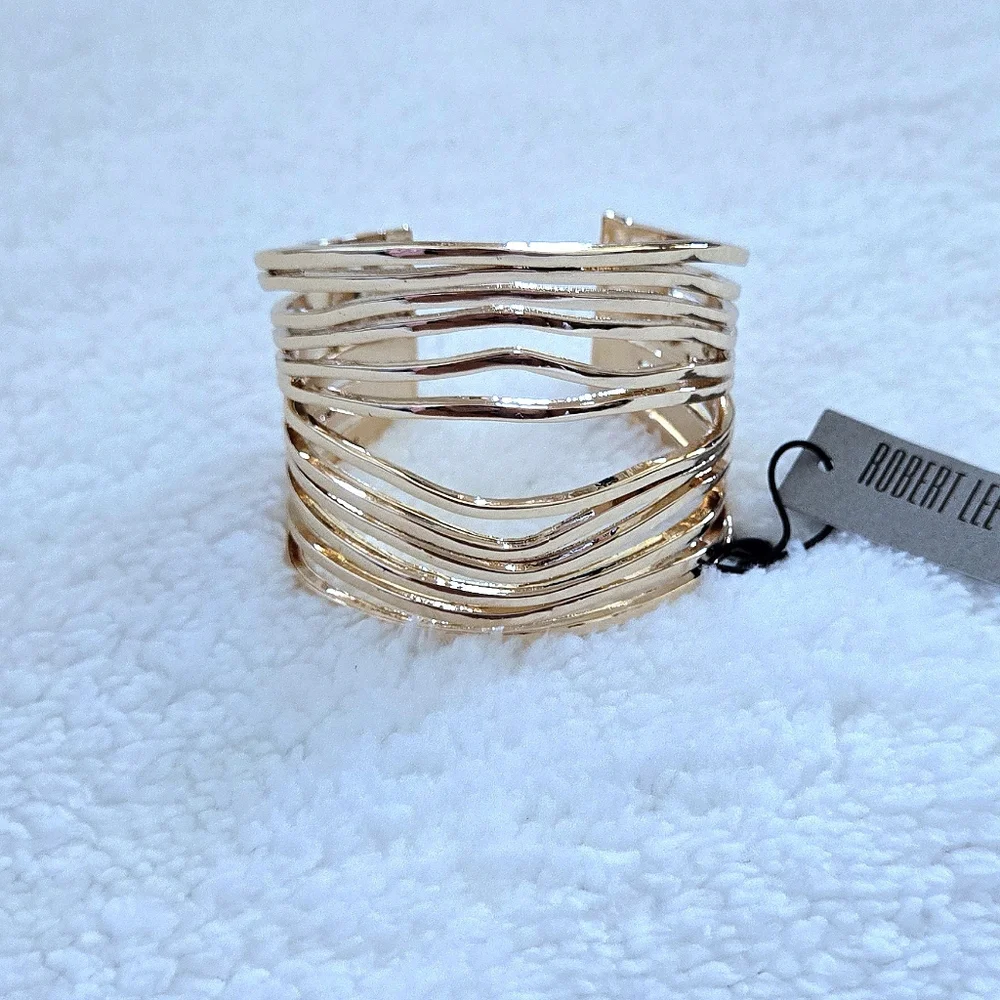Robert Lee Morris Layered Gold💛 Wire Cuff Bracelet